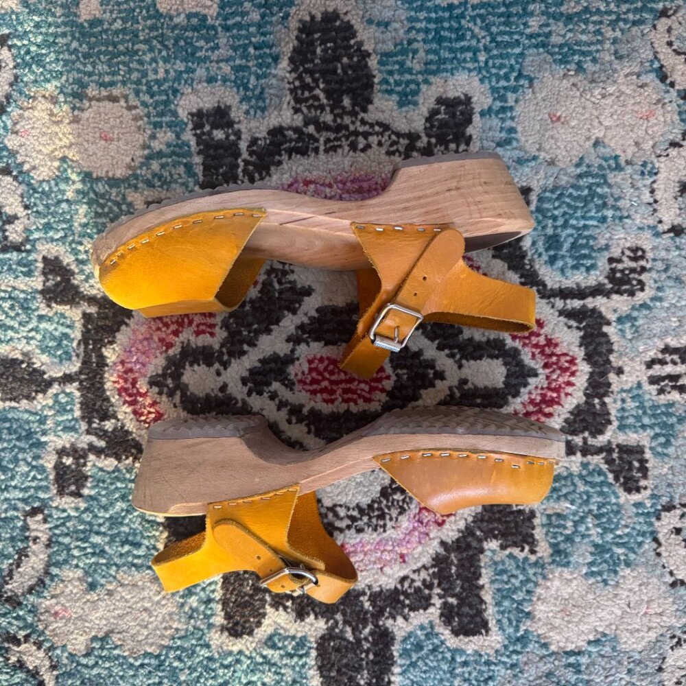 MIA Mustard Yellow Leather Wooden Platform Clogs - Picture 6 of 6